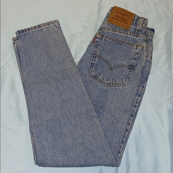 Levi's Denim - Slim Fit Tapered Leg Levi Jeans